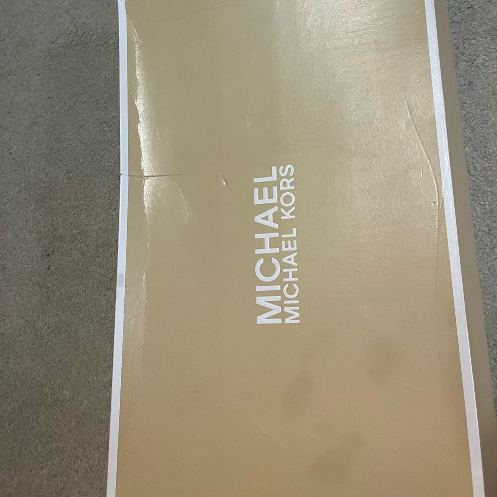 Brand new Michael kors boots size 7 1/2